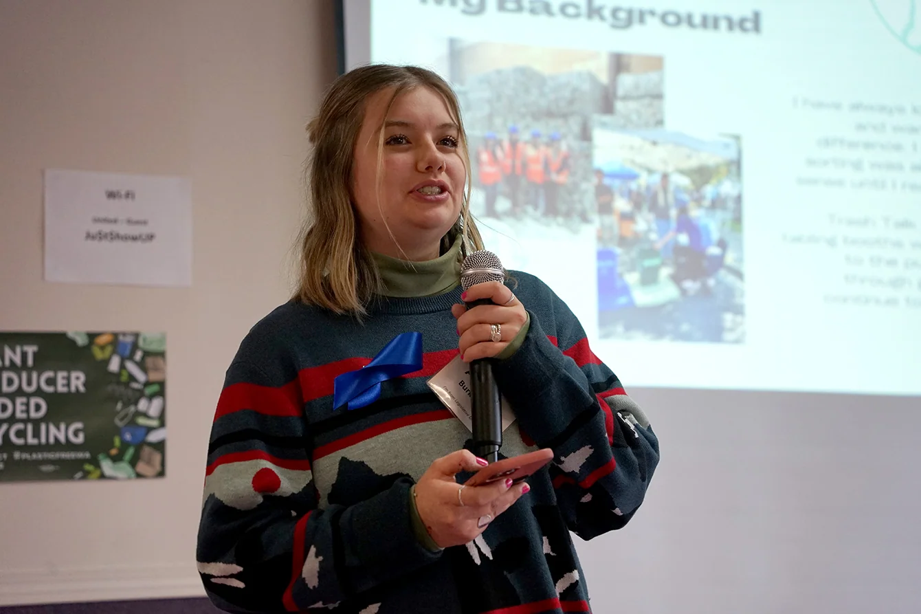 Athena Burk Bravo gives a presentation to a group of Seattle Aquarium Youth Ocean Advocates.