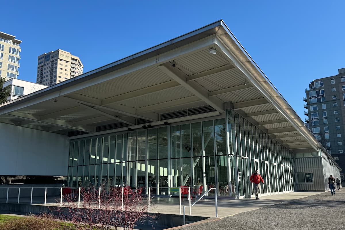 PACCAR Pavillion located within Olympic Sculpture Park.